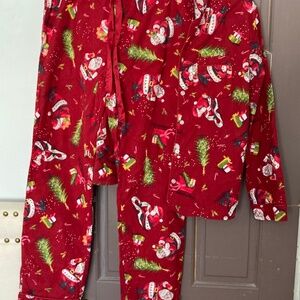 Holiday sleepwear sz M women's 2pc red festive print